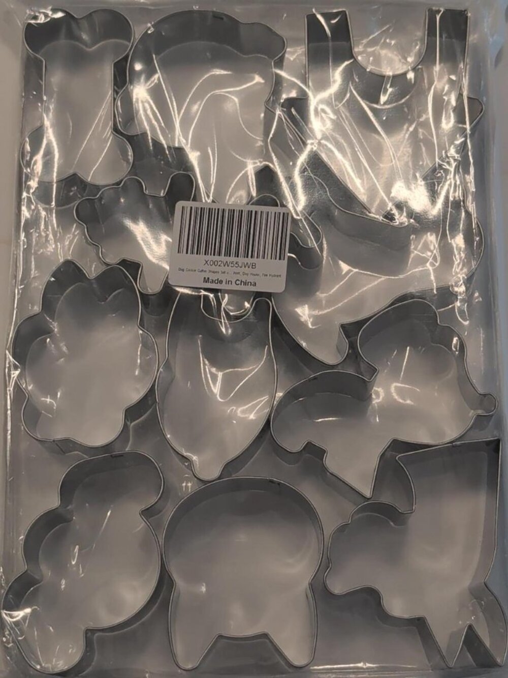 New Sealed 11 Dog Cookie Cutter Set Pet Treats Baking Puppy Party UNOPENED